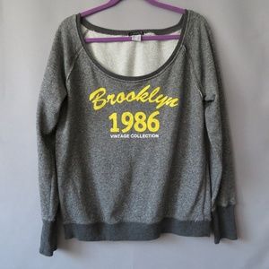 X VENUS SCOOP NECK GRAPHIC SWEATSHIRT GRAY